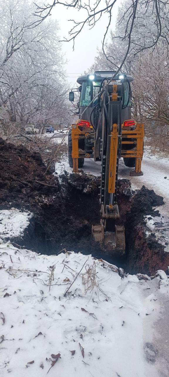 Самарская область починила водопровод в Снежном.