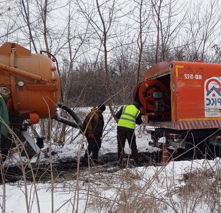 Самарская область завершила промывку канализации в Снежном.